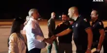 Tajani accoglie a Ciampino 6 bambini arrivati da Gaza