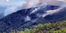 Si allenta la morsa del fuoco in Spagna, venti roghi ancora attivi