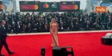 Venezia 82, Heidi Klum con la figlia Leni sul red carpet della Mostra del Cinema