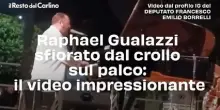 Raphael Gualazzi sfiorato dal crollo sul palco: il video impressionante