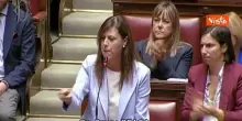 Approvazione separazione carriere, bagarre in Aula, Schlein riprende suoi deputati: 'Chiara fermali'