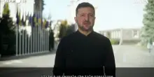Zelensky: "Colloqui con Trump e Macron per rafforzare difesa aerea e armi"