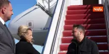 Zelensky arriva a Washington per l'incontro con Donald Trump