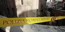 Cade dal muro perimetrale del Pantheon, muore turista a Roma