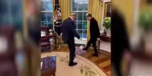Trump palleggia con Ronaldo: il video con l'AI postato dal presidente