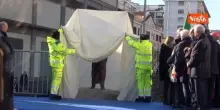 L'inaugurazione della statua di San Francesco d'Assisi al Ponte dell'Industria a Roma