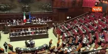 "Ma che sta a d&igrave;", grida e gesti dei Deputati Pd durante informativa Meloni alla Camera