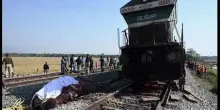 India, un treno passeggeri investe branco di elefanti: 7 morti