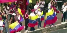 I venezuelani nel mondo che festeggiano la caduta di Maduro