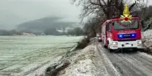 Maltempo, allerta neve nelle Marche: oltre 100 interventi dei vigili del fuoco