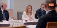 Meloni a Takaichi: "Cooperazione reale tra noi", poi la invita a Roma