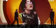 Grammy Awards, "Wildflower" di Billie Eilish e' la canzone dell'anno