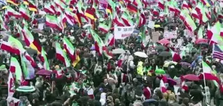 Iran, a Monaco 200.000 manifestanti contro il regime degli ayatollah