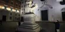Danneggiata la statua dell'Elefantino in piazza della Minerva a Roma