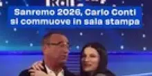 Sanremo 2026, Carlo Conti si commuove in sala stampa