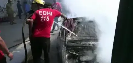 In Pakistan tentato assalto a consolato Usa, 8 morti