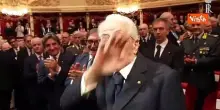 Standing ovation per Mattarella al 150esimo del Corriere della Sera alla Scala di Milano