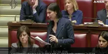 Schlein a Meloni: "Posi la clava, chi ci guarda merita uno spettacolo diverso"