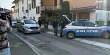 Femminicidio a Bergamo, donna uccisa a coltellate dal marito