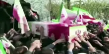 Iran, in migliaia ai funerali a Qom di Ali Larijani