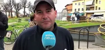 I militanti della Lega ricordano Umberto Bossi a Pontida