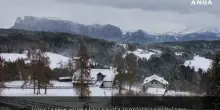 La neve e' tornata in Alto Adige, chiudi passi Gardena e Sella