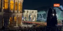 Via Crucis, 30mila fedeli al Colosseo