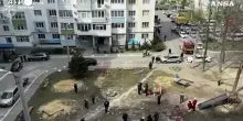 Ucraina, drone russo colpisce un edificio a Kharkiv: il momento dell'impatto