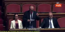 De Cristofaro (M5s): Italiani vi hanno detto chiaramente che Governi passano, ma Costituzione resta