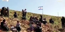 Cisgiordania, l'Idf impedisce ai bambini palestinesi di raggiungere la scuola