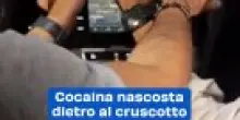 Cocaina nascosta dietro al cruscotto: il video