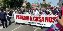 A Milano corteo patrioti verso Duomo, trattori e bandiere Lega