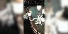 Esibizione a sorpresa di Achille Lauro a Fontana di Trevi