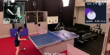 Il robot da ping-pong che sfida i giocatori "d'e'lite"
