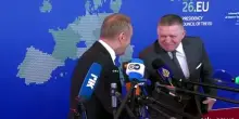 Tusk al vertice Ue:"Non ci sono piu russi nella stanza, che sollievo"
