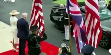 Donald Trump da' il benvenuto a Re Carlo a Washington