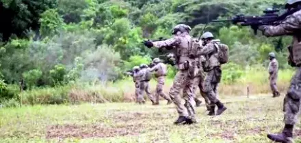 Esercitazione anfibia congiunta Francia-Brasile al largo di Rio