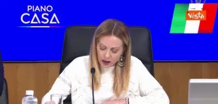 Meloni su Piano Casa: Approvate norme per sgomberi immobili occupati