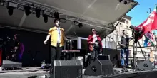 La band di Alessandro Ambrosio sul palco del Primo maggio a Bologna, video