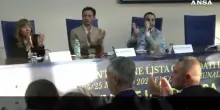 Salvini a Reggio: "La Calabria ai giovani calabresi, no a riempirla di immigrati"