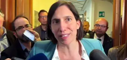Schlein rilancia: disponibili a confronto con Giuli su riforma cinema