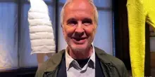Erwin Wurm al Museo Fortuny: sogni e corpi della nostra societ&agrave;