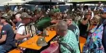 Le Penne nere "invadono" Genova per l'Adunata Nazionale degli Alpini