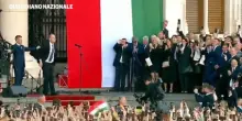 Il ballo scatenato del ministro ungherese Zsolt Hegedus