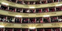 A Milano il lungo applauso della Scala per Mattarella