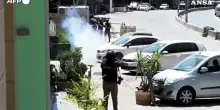 Cisgiordania, l'Esercito israeliano reprime una manifestazione: morto un palestinese