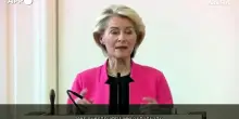 Von der Leyen: "Presto misure contro la dipendenza creata dai social"
