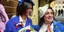 A Reggio Emilia anche Chiara e Sara, le fan della Royal Family