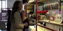 Kate a Reggio Emilia tra il centro di riciclo creativo e i tortelli