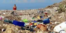 La plastica nasce per aiutare il pianeta, &egrave; un dovere usarla bene
